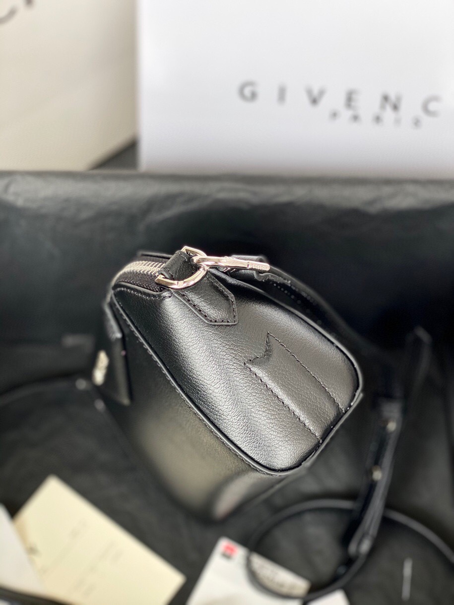 Givenchy Satchel Bags